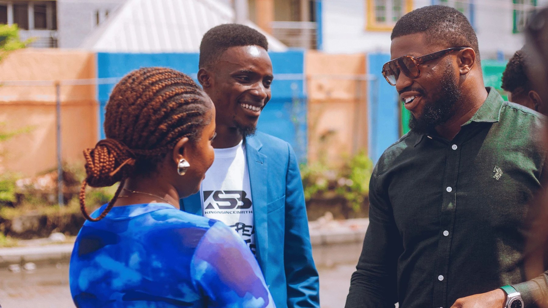 Stan Nze in conversation with attendees at Sip, Speak & Create
